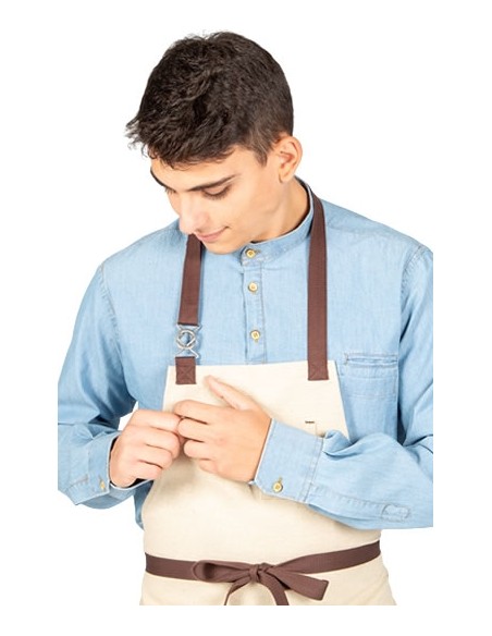 DELANTAL CON PETO BEIGE HEBILLA ENLAZADA
