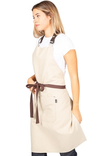 DELANTAL CON PETO BEIGE TIRANTE PIEL