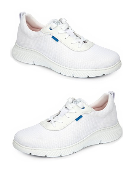 ZAPATILLA ULTRALIGERA CON CORDONES
