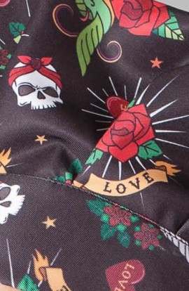 GORRO CHEF CALAVERAS Y ROSAS 2
